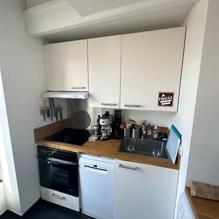 Magnifique Oberkampf Lägenhet